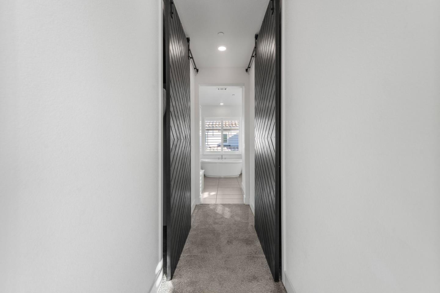 Detail Gallery Image 24 of 59 For 1591 Vinsanto Ct, Gilroy,  CA 95020 - 5 Beds | 4/1 Baths