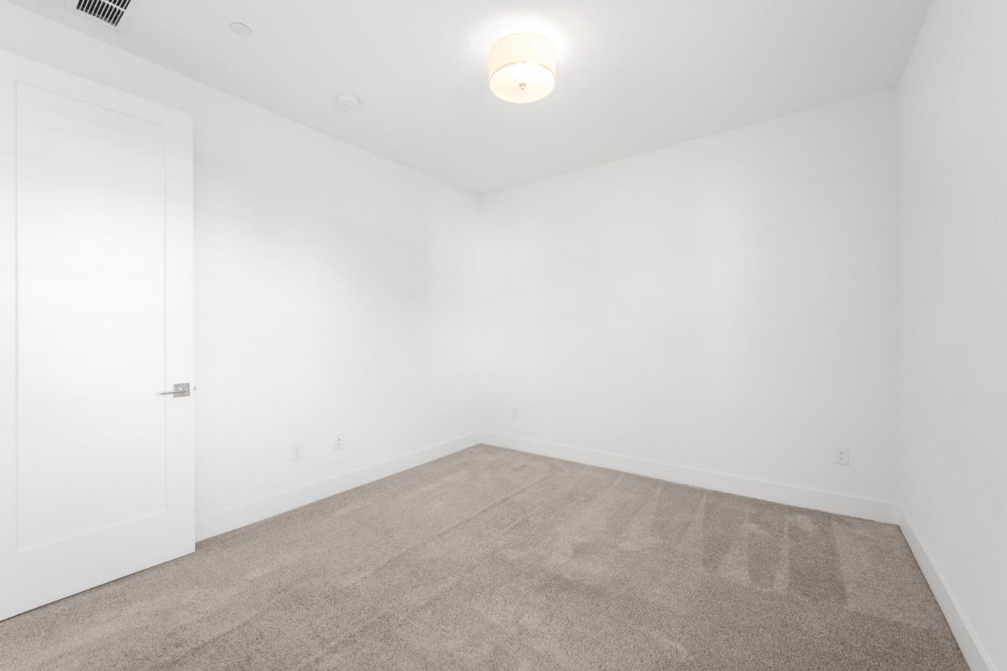 Detail Gallery Image 31 of 59 For 1591 Vinsanto Ct, Gilroy,  CA 95020 - 5 Beds | 4/1 Baths