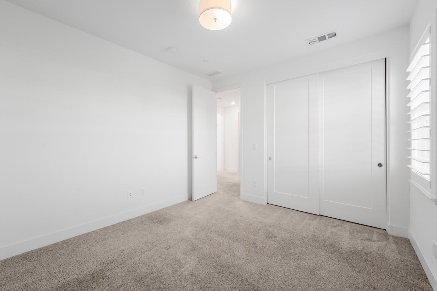 Detail Gallery Image 32 of 59 For 1591 Vinsanto Ct, Gilroy,  CA 95020 - 5 Beds | 4/1 Baths