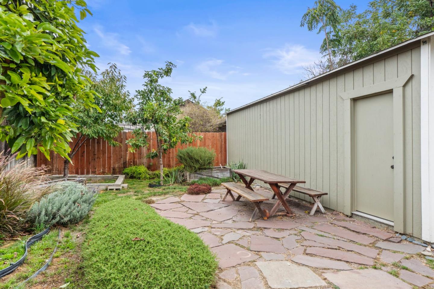 Detail Gallery Image 38 of 41 For 816 N 13th St, San Jose,  CA 95112 - 2 Beds | 2 Baths