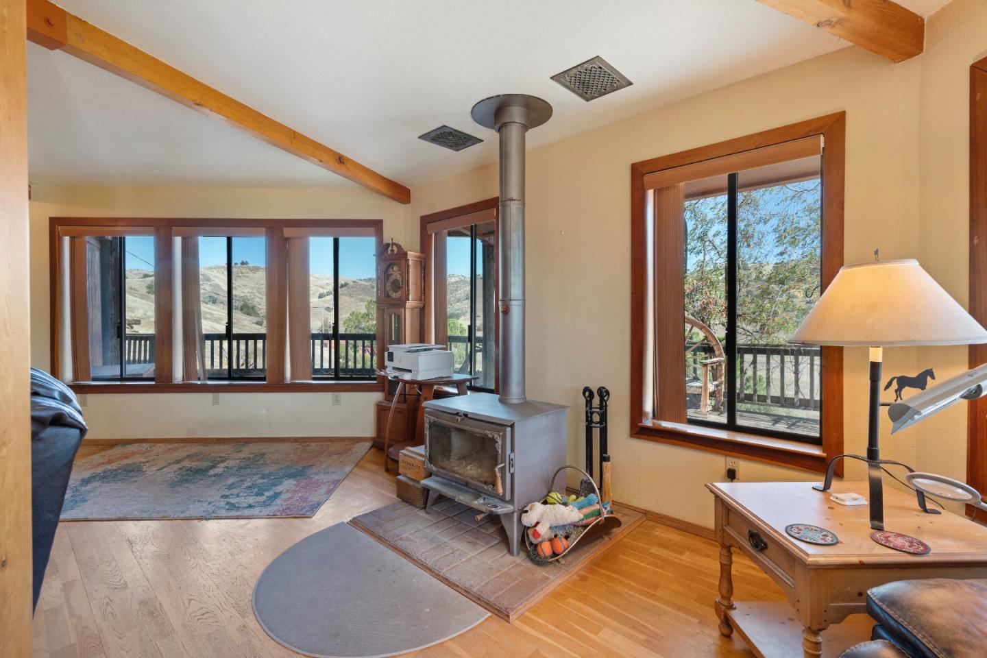 Detail Gallery Image 17 of 97 For 20101 Panoche Rd, Paicines,  CA 95043 - 2 Beds | 2 Baths