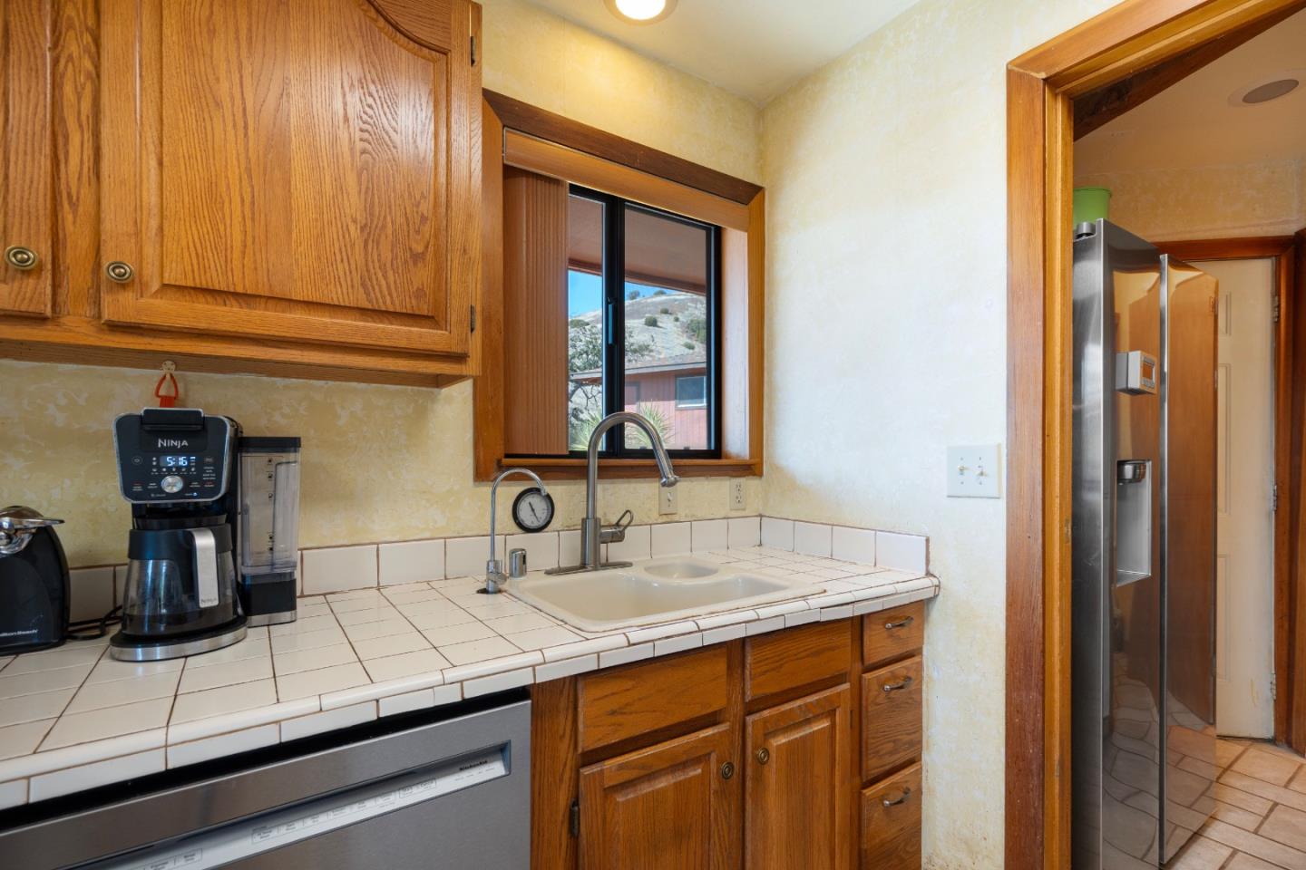 Detail Gallery Image 23 of 97 For 20101 Panoche Rd, Paicines,  CA 95043 - 2 Beds | 2 Baths