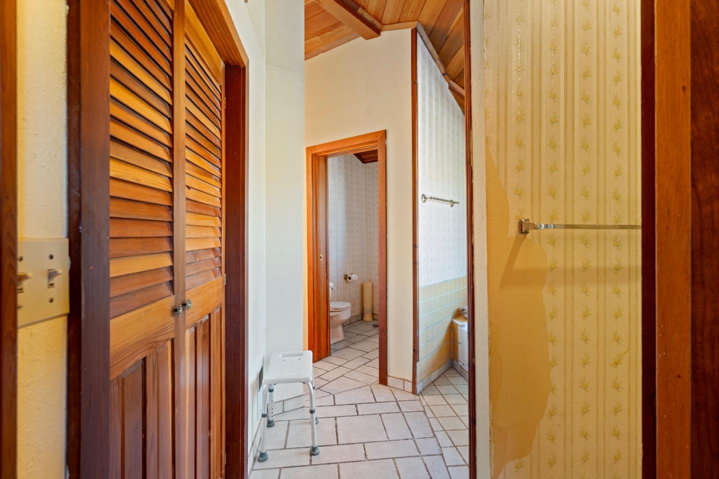 Detail Gallery Image 35 of 97 For 20101 Panoche Rd, Paicines,  CA 95043 - 2 Beds | 2 Baths