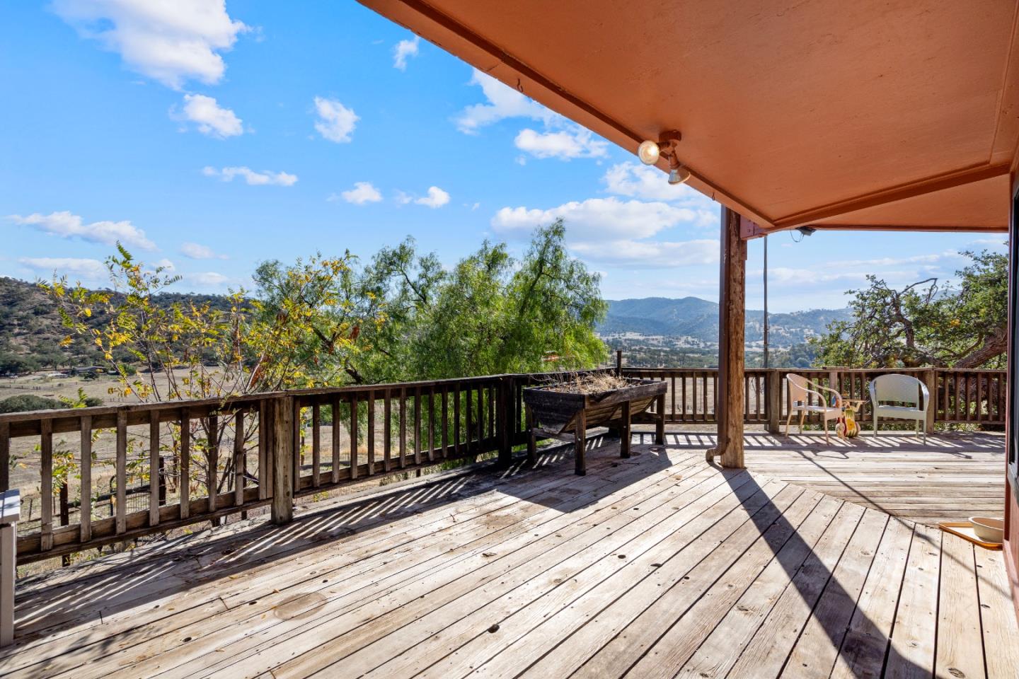 Detail Gallery Image 46 of 97 For 20101 Panoche Rd, Paicines,  CA 95043 - 2 Beds | 2 Baths