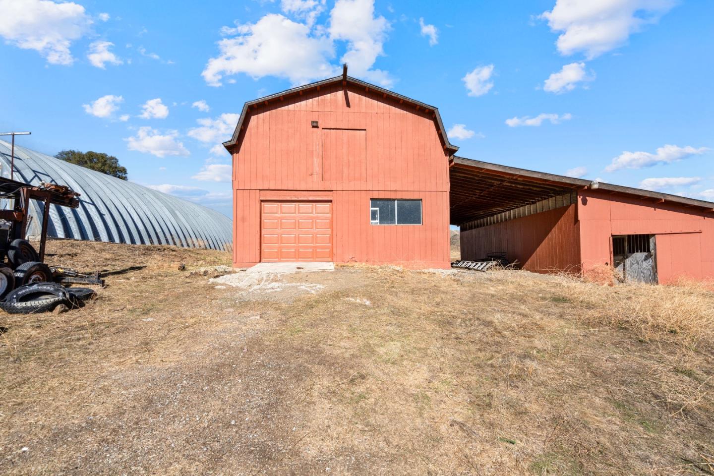 Detail Gallery Image 62 of 97 For 20101 Panoche Rd, Paicines,  CA 95043 - 2 Beds | 2 Baths