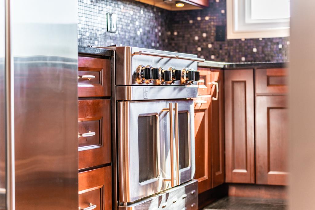 Detail Gallery Image 11 of 33 For 445 Monterey Dr, Aptos,  CA 95003 - 4 Beds | 3 Baths