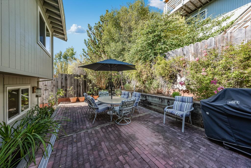 Detail Gallery Image 29 of 33 For 445 Monterey Dr, Aptos,  CA 95003 - 4 Beds | 3 Baths