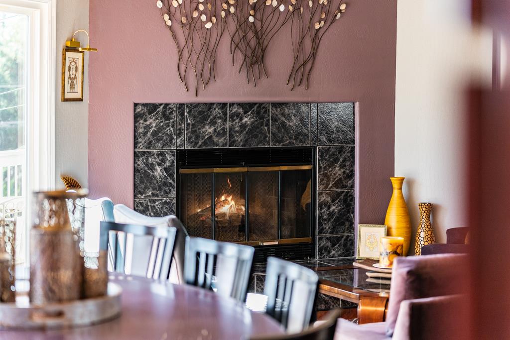 Detail Gallery Image 5 of 33 For 445 Monterey Dr, Aptos,  CA 95003 - 4 Beds | 3 Baths