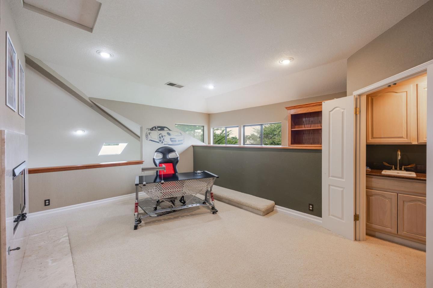 Detail Gallery Image 31 of 53 For 15 Ashdown Pl, Half Moon Bay,  CA 94019 - 4 Beds | 3/1 Baths