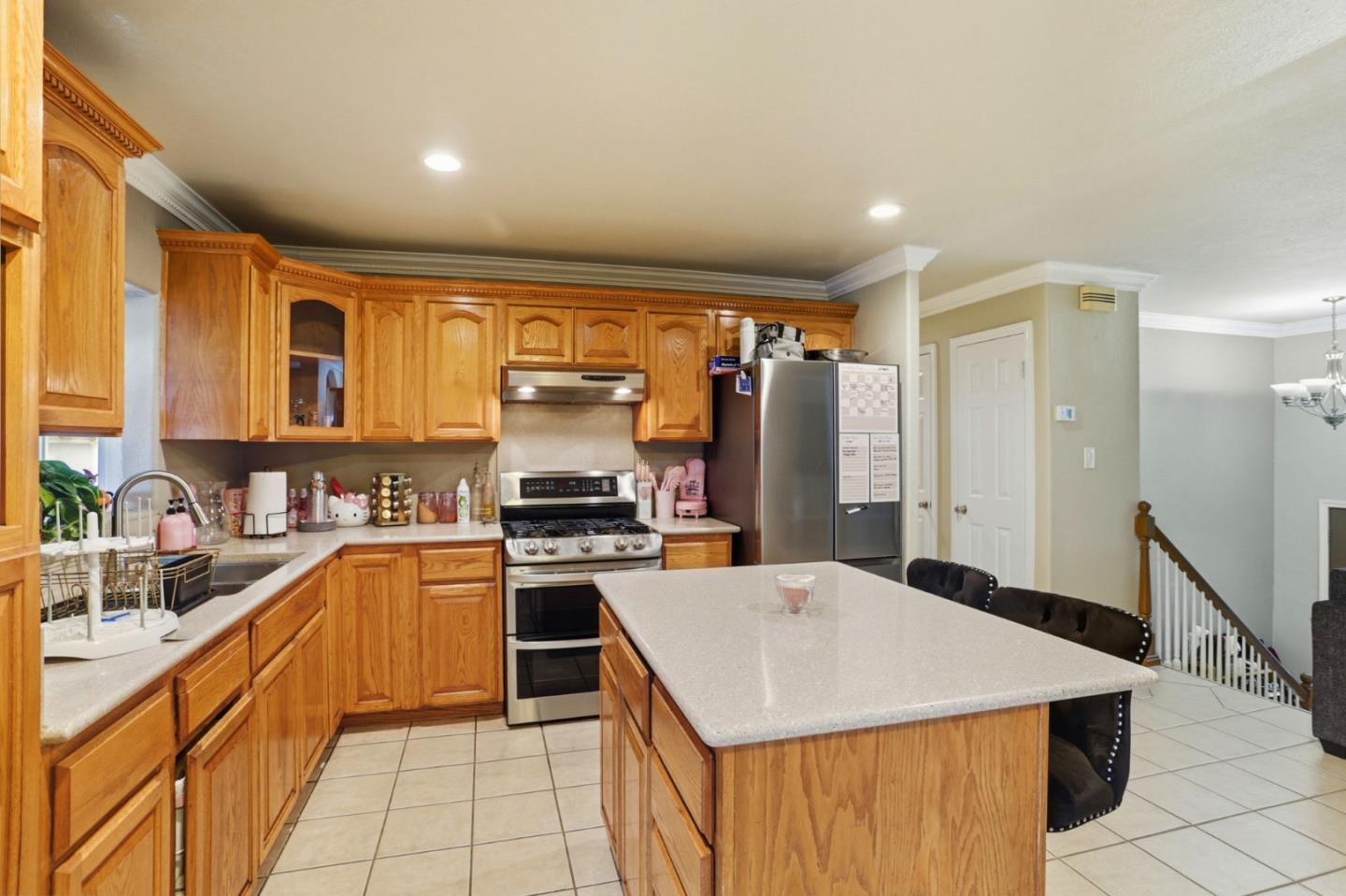 Detail Gallery Image 15 of 38 For 3341 Hickerson, San Jose,  CA 95127 - 5 Beds | 2/1 Baths