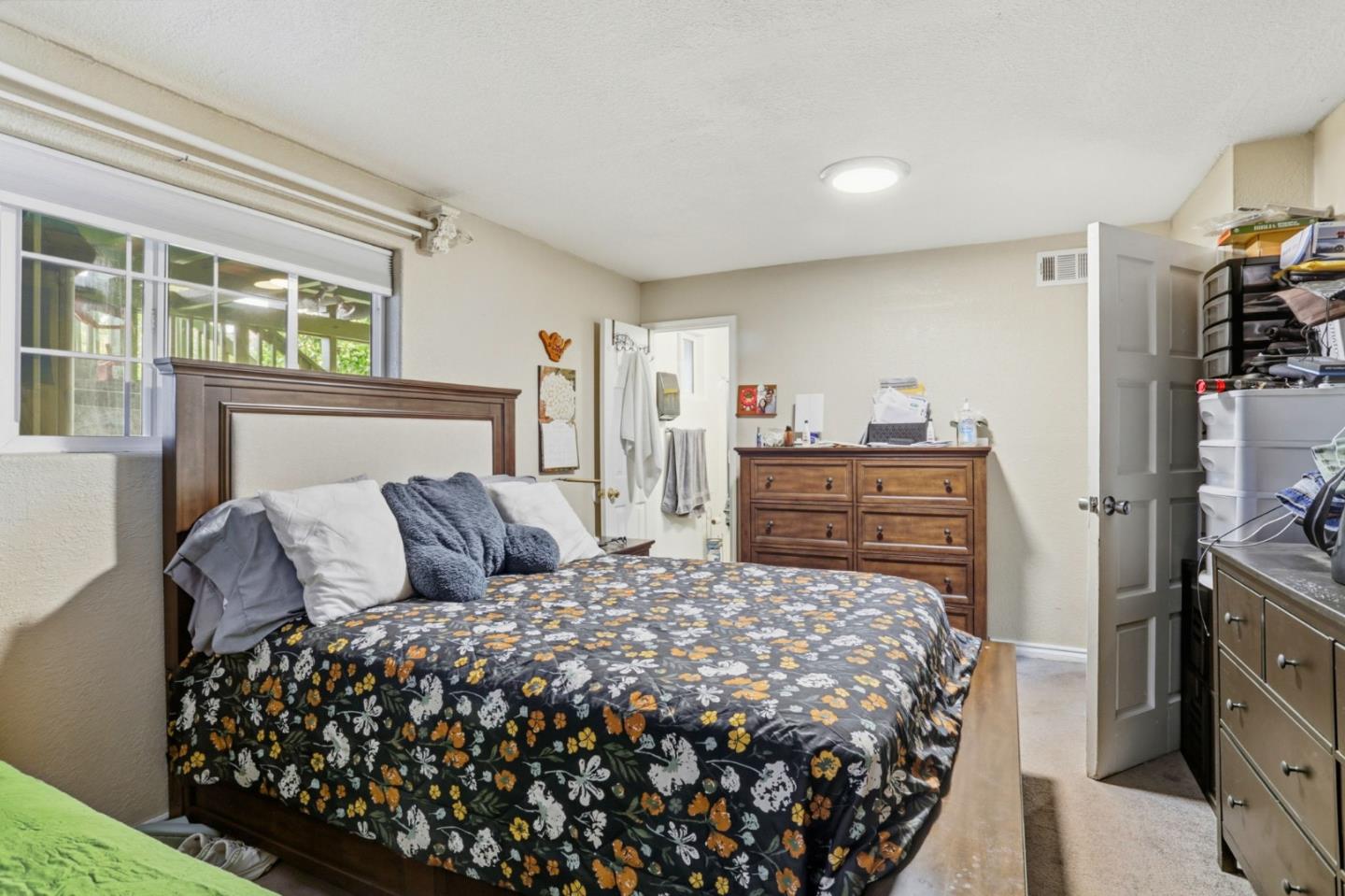 Detail Gallery Image 28 of 38 For 3341 Hickerson, San Jose,  CA 95127 - 5 Beds | 2/1 Baths