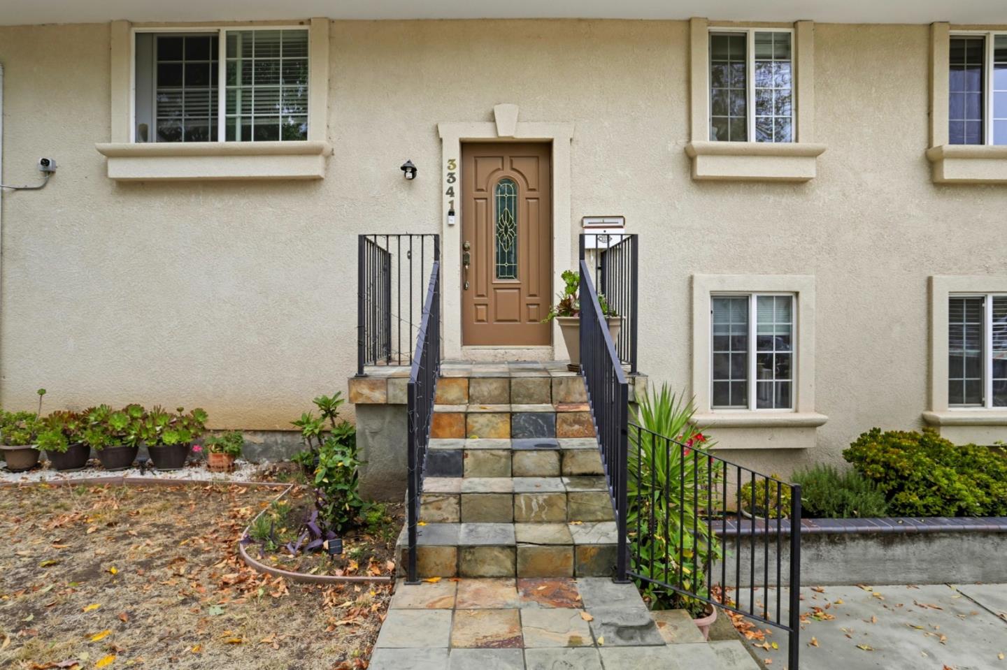 Detail Gallery Image 5 of 38 For 3341 Hickerson, San Jose,  CA 95127 - 5 Beds | 2/1 Baths