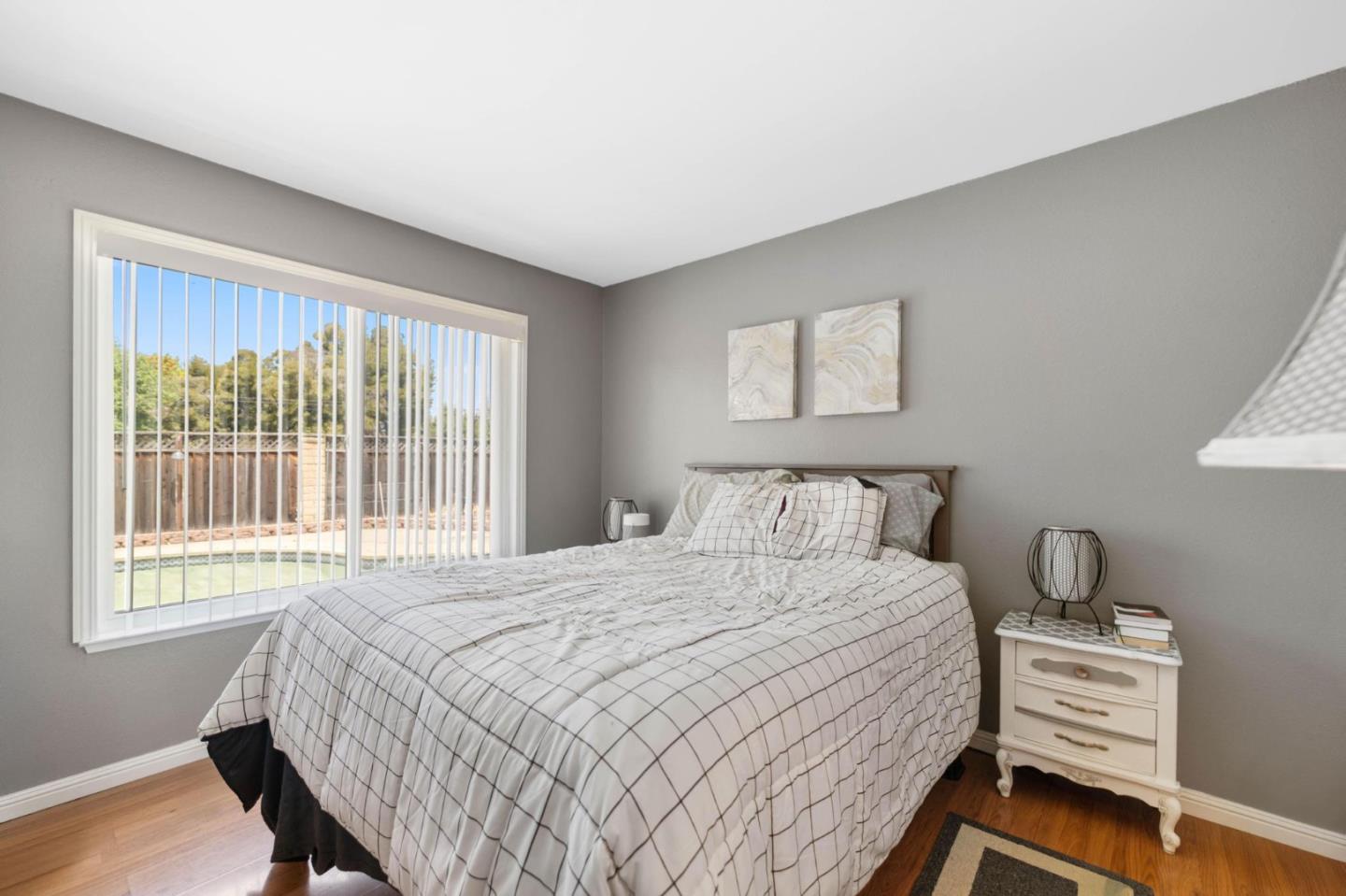 Detail Gallery Image 12 of 31 For 2280 Zoria Cir, San Jose,  CA 95131 - 4 Beds | 2 Baths