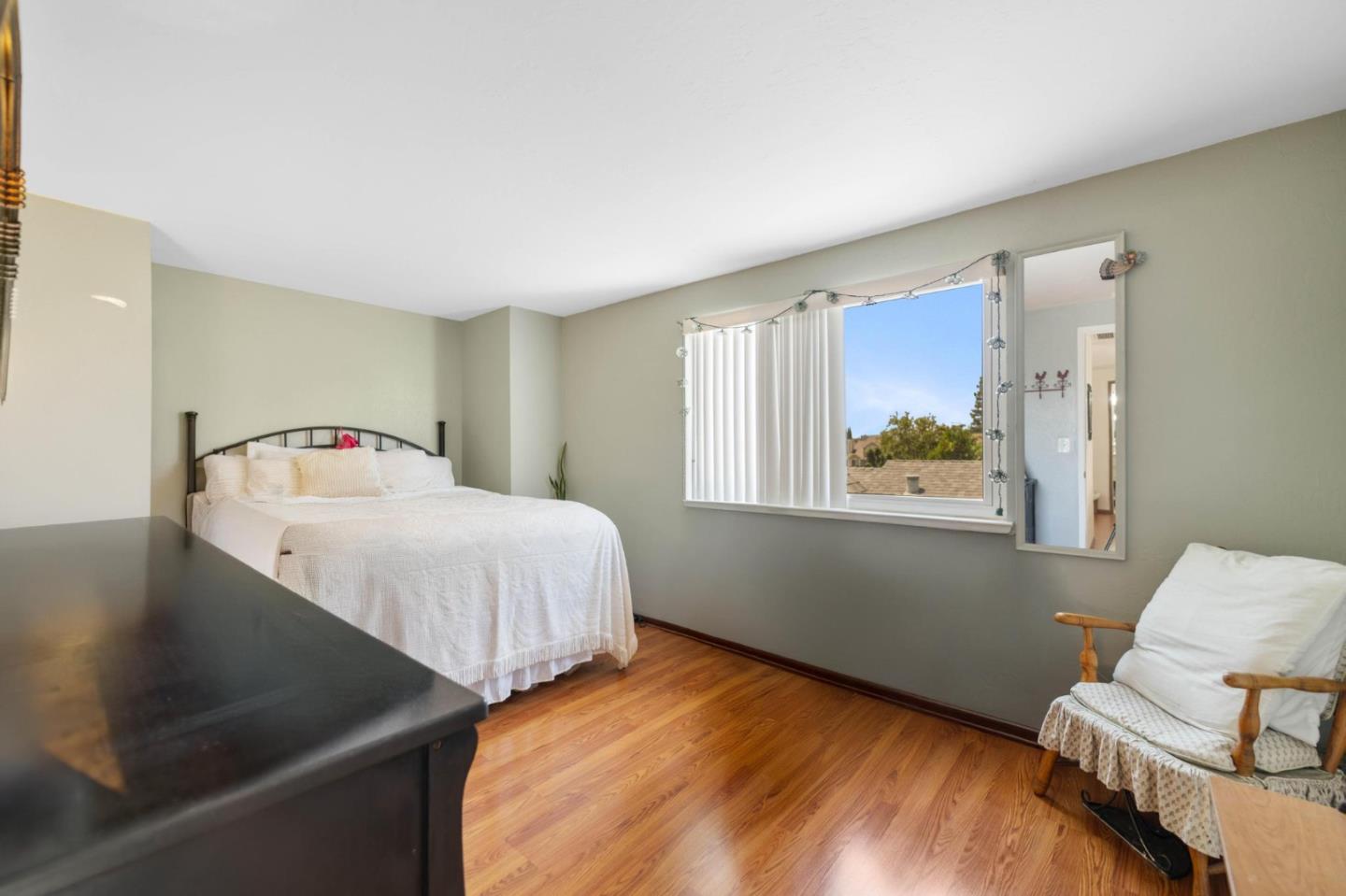 Detail Gallery Image 23 of 31 For 2280 Zoria Cir, San Jose,  CA 95131 - 4 Beds | 2 Baths