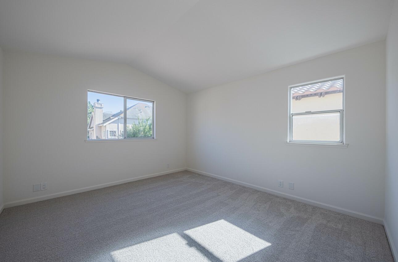 Detail Gallery Image 29 of 44 For 949 Nantucket Blvd #29,  Salinas,  CA 93906 - 3 Beds | 2/1 Baths