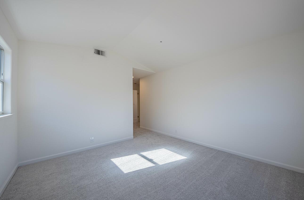 Detail Gallery Image 30 of 44 For 949 Nantucket Blvd #29,  Salinas,  CA 93906 - 3 Beds | 2/1 Baths