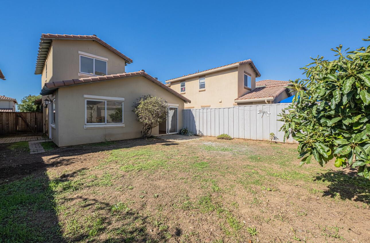 Detail Gallery Image 40 of 44 For 949 Nantucket Blvd #29,  Salinas,  CA 93906 - 3 Beds | 2/1 Baths