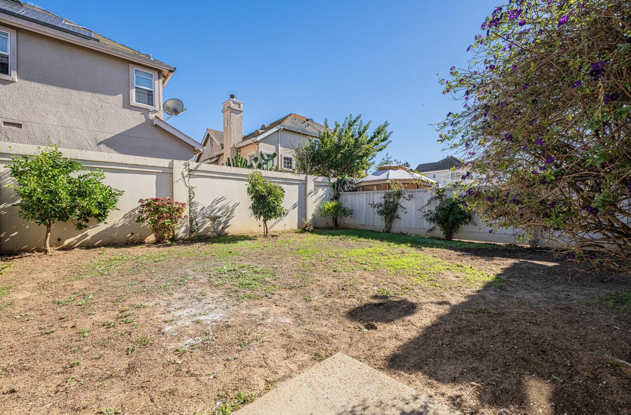 Detail Gallery Image 41 of 44 For 949 Nantucket Blvd #29,  Salinas,  CA 93906 - 3 Beds | 2/1 Baths