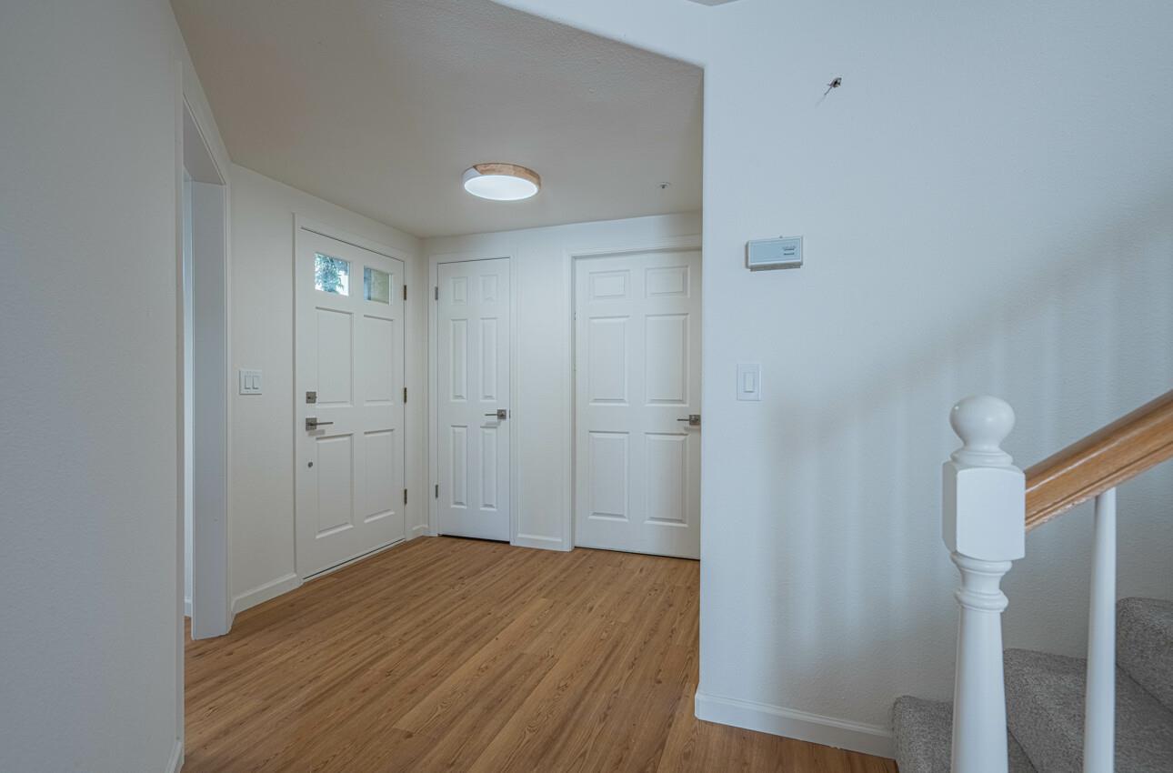 Detail Gallery Image 8 of 44 For 949 Nantucket Blvd #29,  Salinas,  CA 93906 - 3 Beds | 2/1 Baths