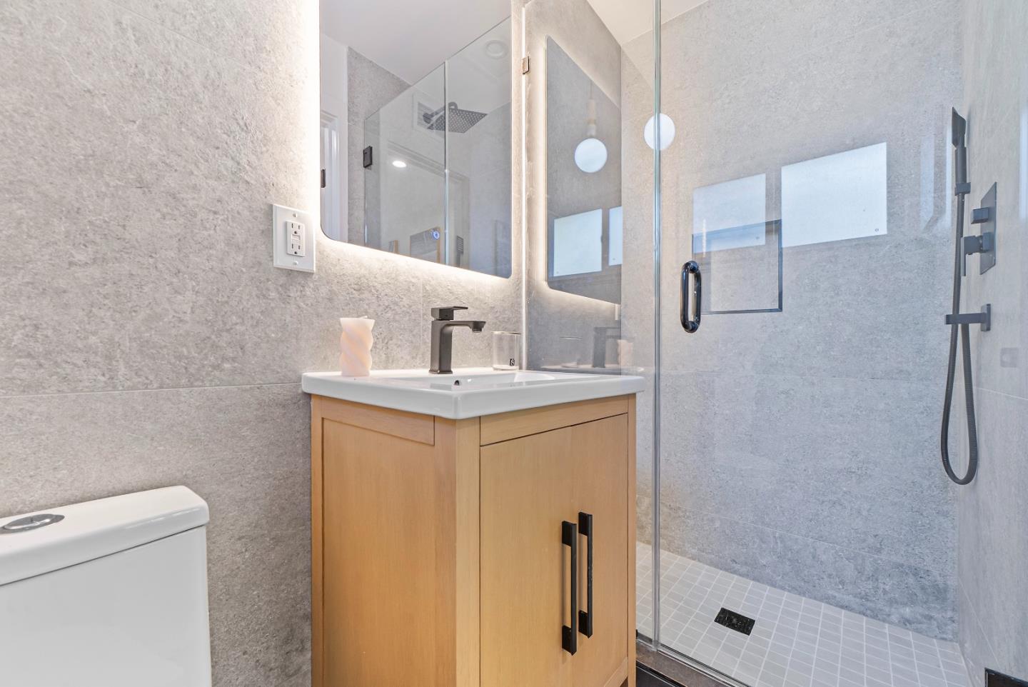 Detail Gallery Image 19 of 39 For 867 Ironwood Dr, San Jose,  CA 95125 - 4 Beds | 3/1 Baths