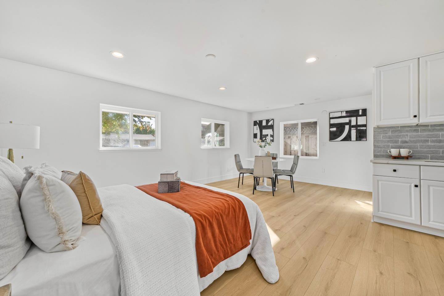 Detail Gallery Image 28 of 39 For 867 Ironwood Dr, San Jose,  CA 95125 - 4 Beds | 3/1 Baths