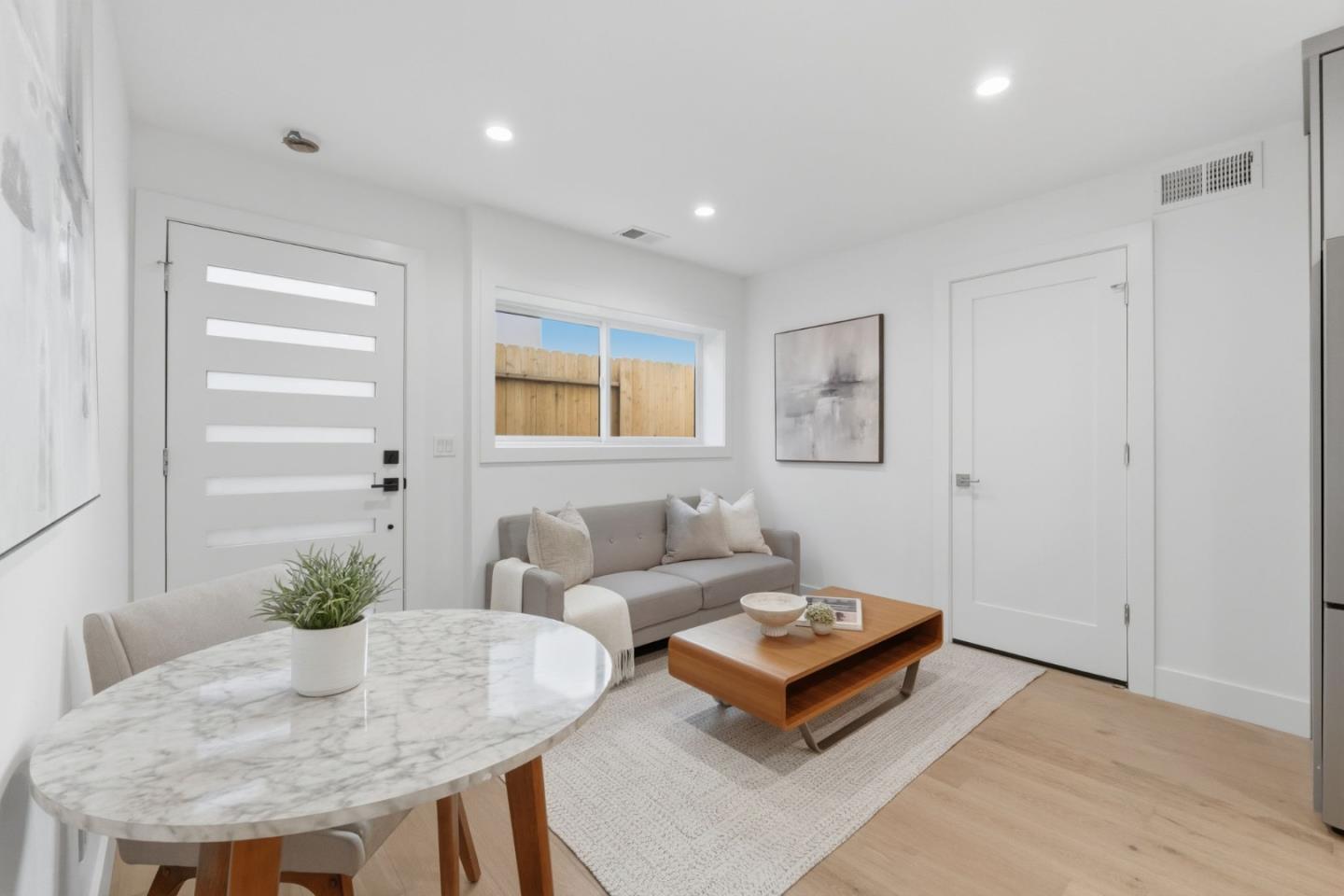 Detail Gallery Image 23 of 34 For 3806 Naughton, Belmont,  CA 94002 - 5 Beds | 4 Baths