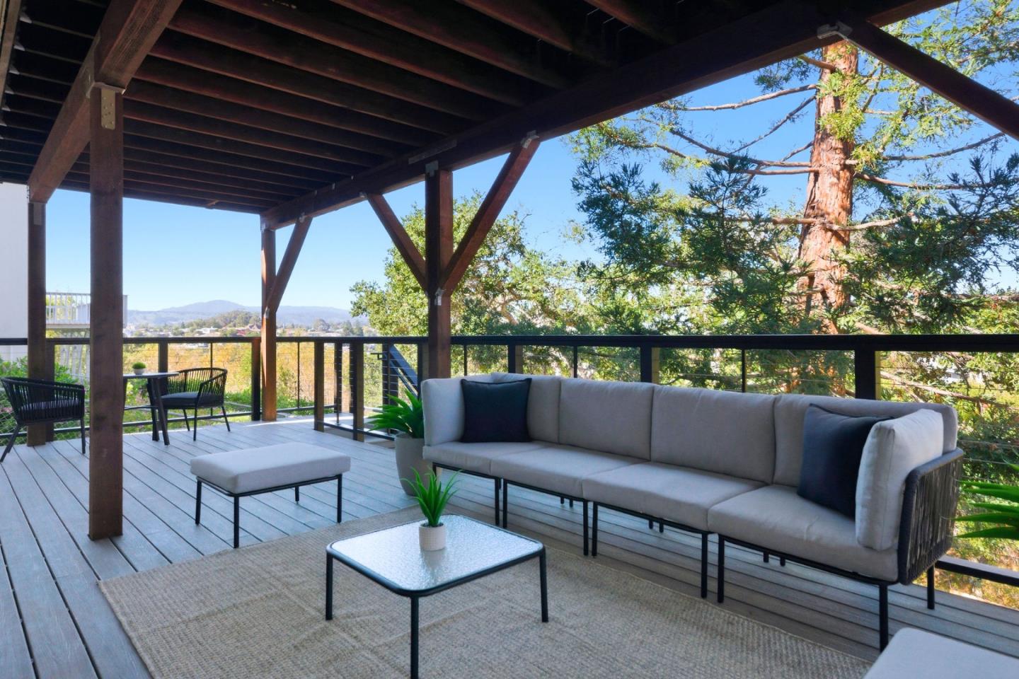 Detail Gallery Image 27 of 34 For 3806 Naughton, Belmont,  CA 94002 - 5 Beds | 4 Baths