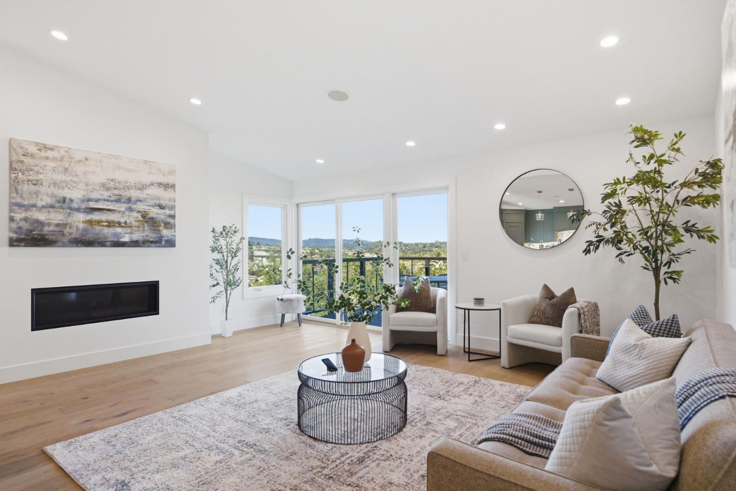 Detail Gallery Image 9 of 34 For 3806 Naughton, Belmont,  CA 94002 - 5 Beds | 4 Baths