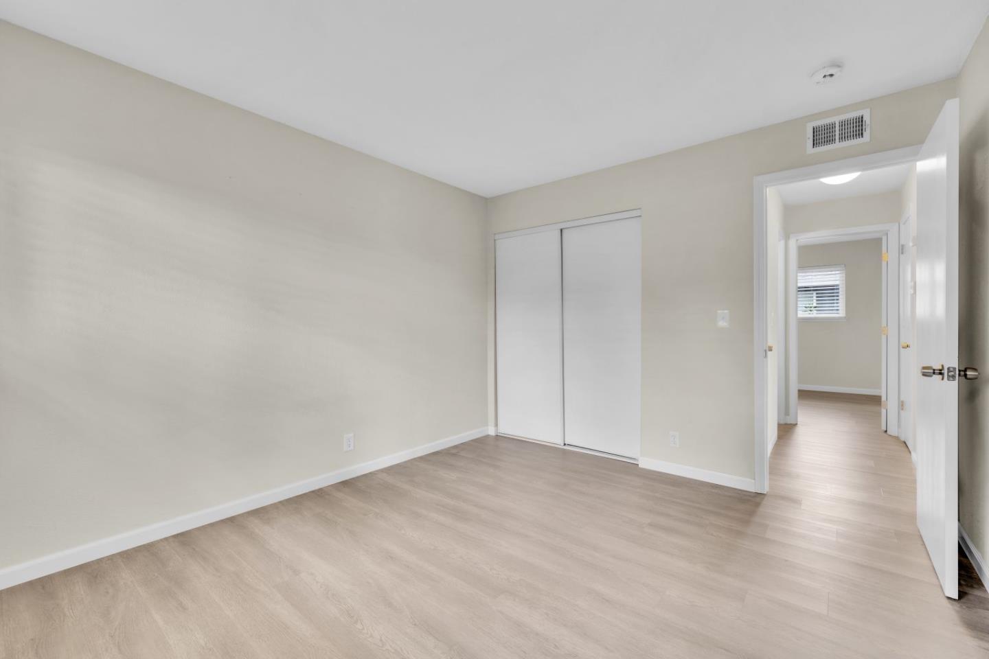 Detail Gallery Image 12 of 27 For 5486 Tradewinds Walkway #1,  San Jose,  CA 95123 - 2 Beds | 1 Baths