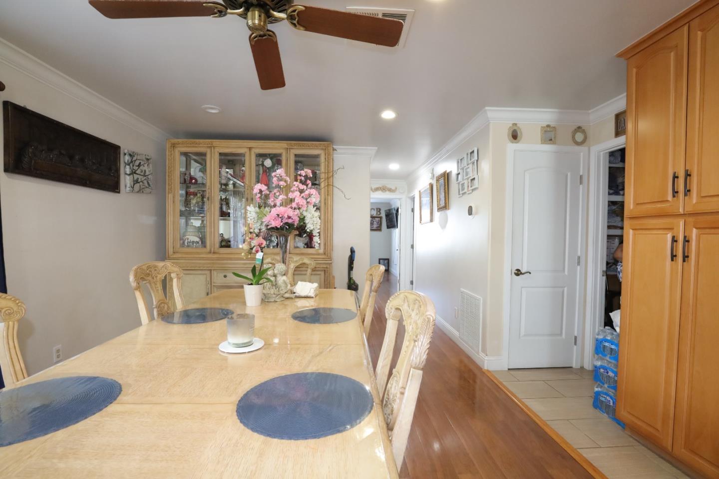 Detail Gallery Image 9 of 12 For 187 Chateau La Salle Dr #187,  San Jose,  CA 95111 - 3 Beds | 2 Baths