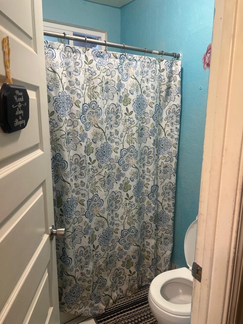 Detail Gallery Image 7 of 9 For 128 Sussex Way, King City,  CA 93930 - 3 Beds | 2 Baths