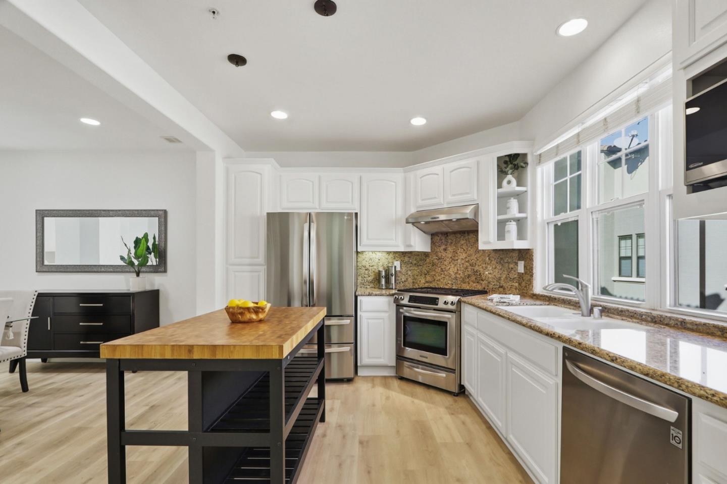 Detail Gallery Image 16 of 43 For 1465 Isabella St, Santa Clara,  CA 95050 - 3 Beds | 2/1 Baths