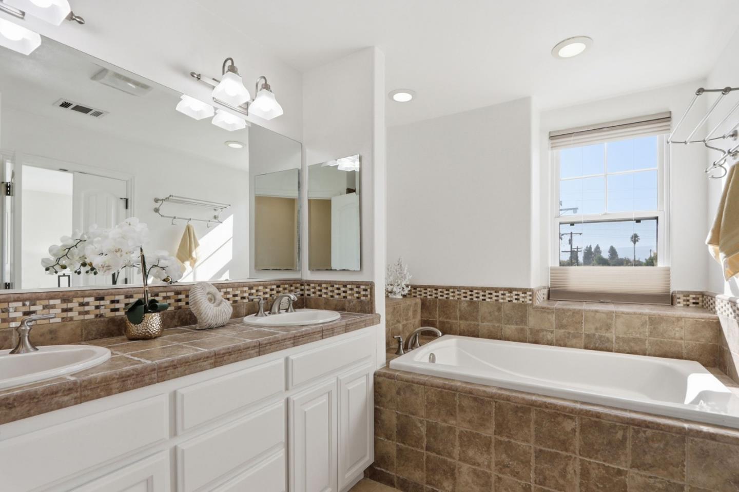 Detail Gallery Image 30 of 43 For 1465 Isabella St, Santa Clara,  CA 95050 - 3 Beds | 2/1 Baths