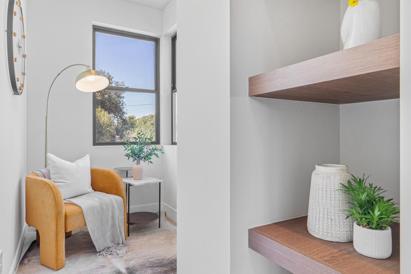 Detail Gallery Image 25 of 36 For 767 Cuesta Dr, Mountain View,  CA 94040 - 5 Beds | 4/1 Baths