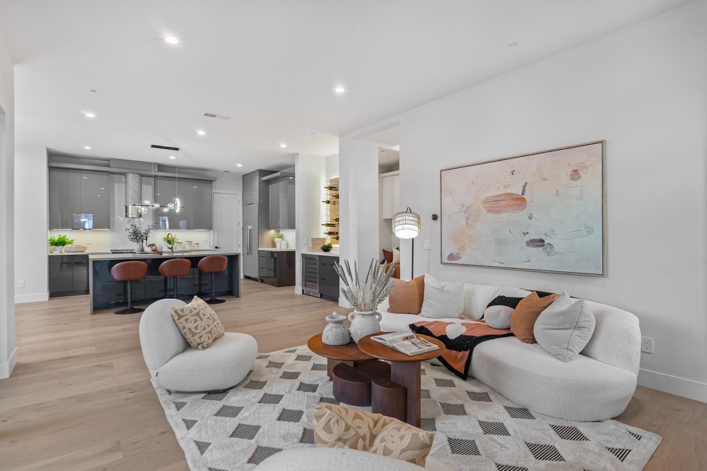 Detail Gallery Image 4 of 36 For 767 Cuesta Dr, Mountain View,  CA 94040 - 5 Beds | 4/1 Baths