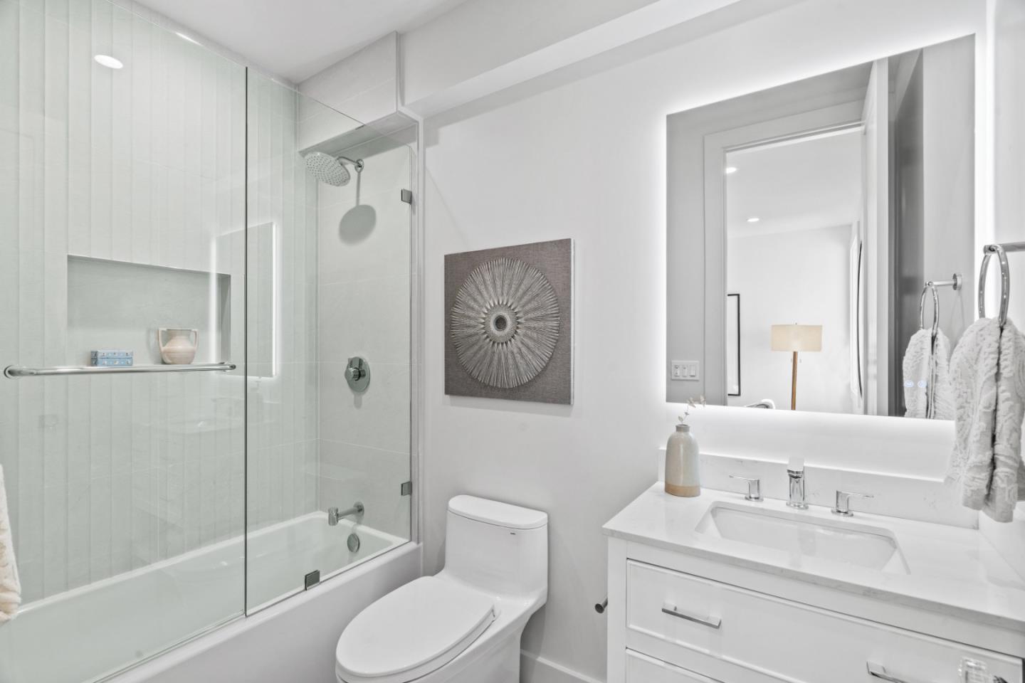 Detail Gallery Image 30 of 36 For 56 Melrose Pl, Redwood City,  CA 94062 - 5 Beds | 4/1 Baths