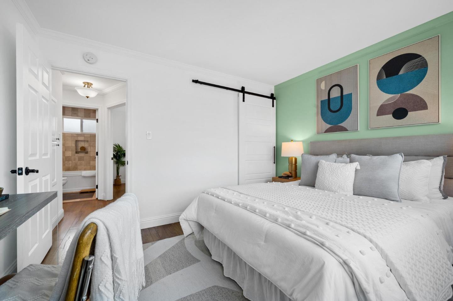 Detail Gallery Image 21 of 48 For 2069 Shoreview Ave, San Mateo,  CA 94401 - 2 Beds | 1 Baths