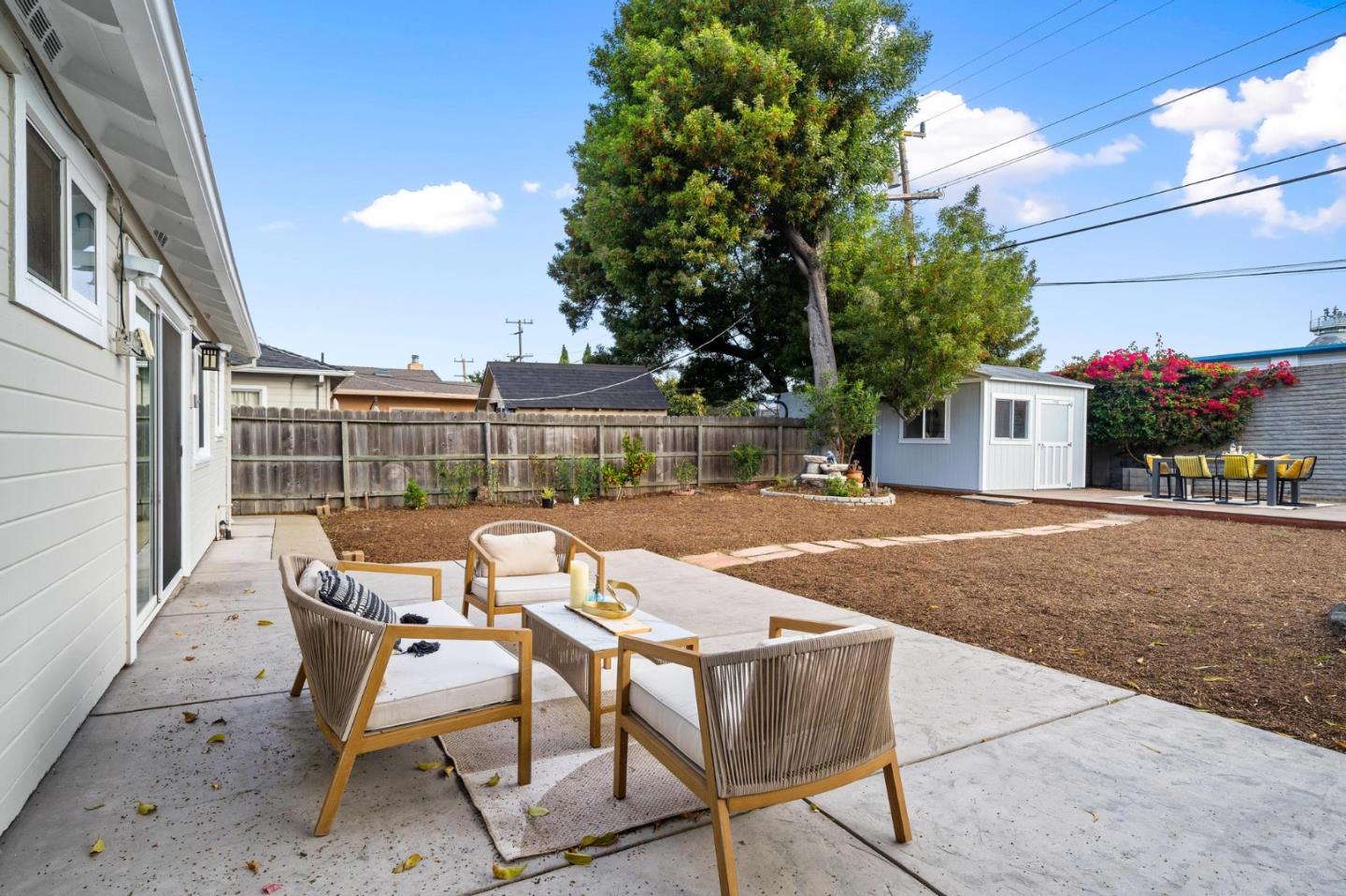 Detail Gallery Image 31 of 48 For 2069 Shoreview Ave, San Mateo,  CA 94401 - 2 Beds | 1 Baths