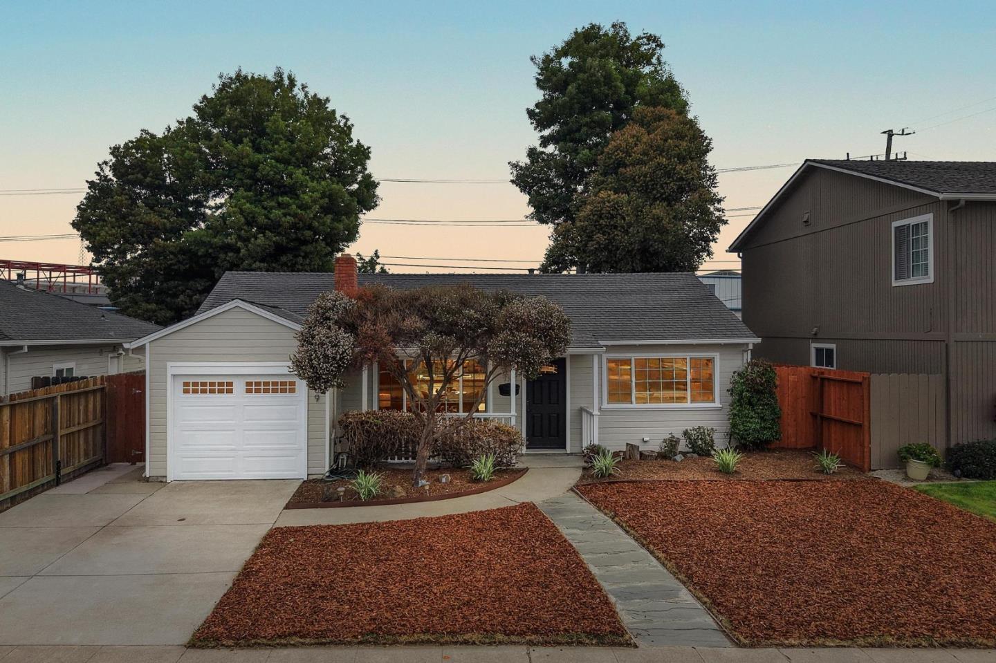 Detail Gallery Image 36 of 48 For 2069 Shoreview Ave, San Mateo,  CA 94401 - 2 Beds | 1 Baths