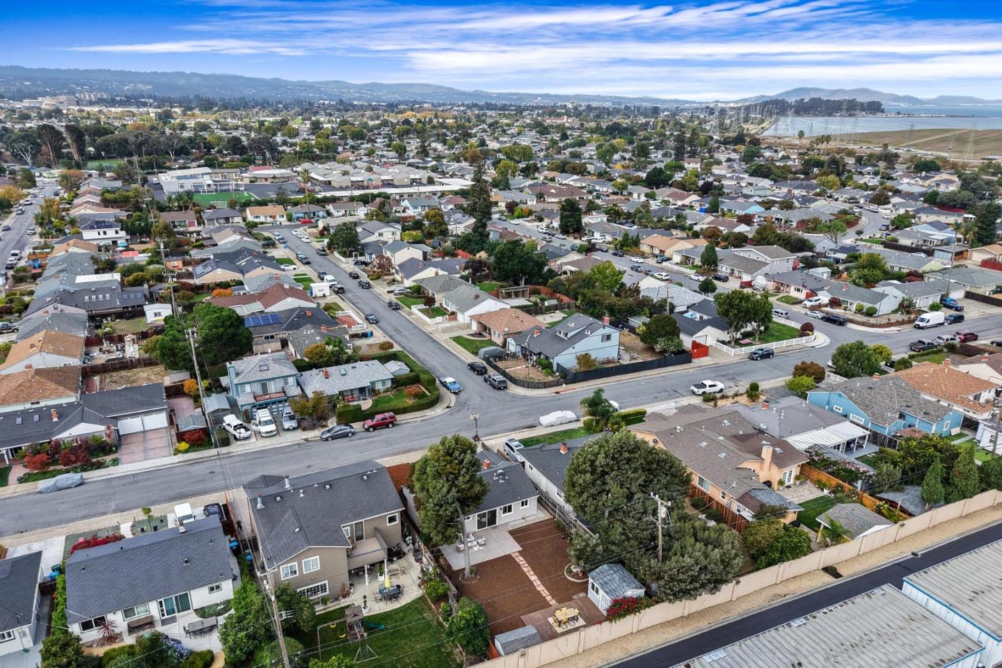 Detail Gallery Image 46 of 48 For 2069 Shoreview Ave, San Mateo,  CA 94401 - 2 Beds | 1 Baths