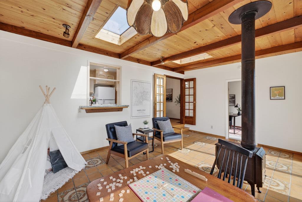 Detail Gallery Image 15 of 41 For 215 Younglove Ave, Santa Cruz,  CA 95060 - 3 Beds | 2 Baths