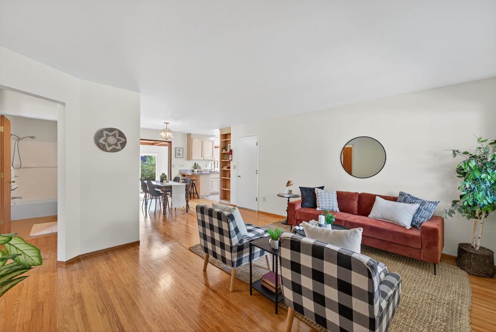 Detail Gallery Image 18 of 41 For 215 Younglove Ave, Santa Cruz,  CA 95060 - 3 Beds | 2 Baths