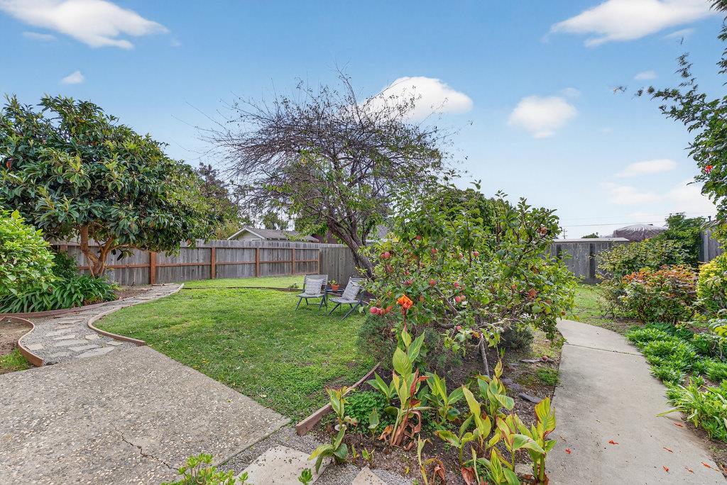 Detail Gallery Image 33 of 41 For 215 Younglove Ave, Santa Cruz,  CA 95060 - 3 Beds | 2 Baths