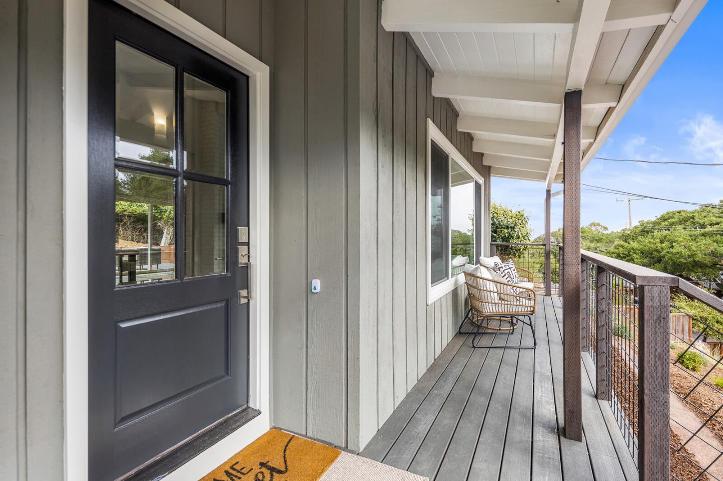 Detail Gallery Image 3 of 23 For 1306 North Rd, Belmont,  CA 94002 - 3 Beds | 2 Baths