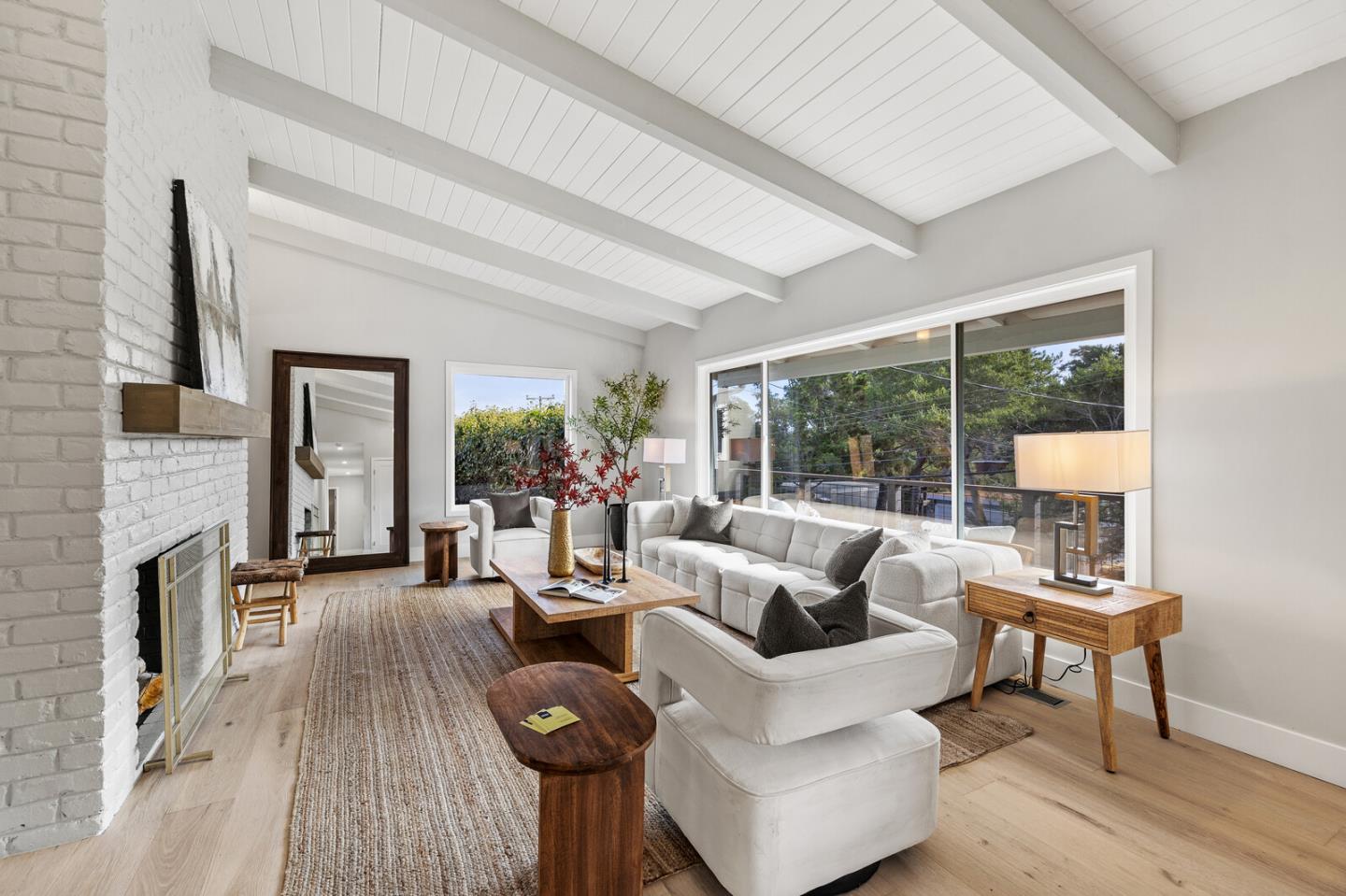 Detail Gallery Image 5 of 23 For 1306 North Rd, Belmont,  CA 94002 - 3 Beds | 2 Baths