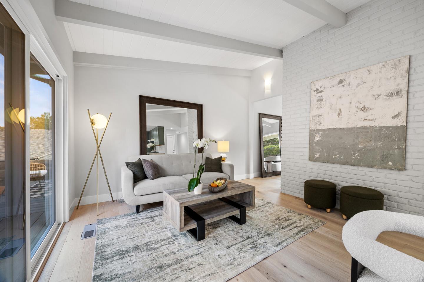 Detail Gallery Image 9 of 23 For 1306 North Rd, Belmont,  CA 94002 - 3 Beds | 2 Baths