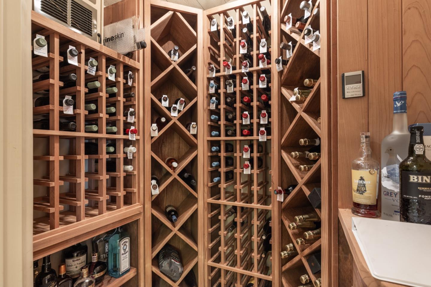 Detail Gallery Image 10 of 34 For 5 via Vaquera, Carmel,  CA 93923 - 3 Beds | 3/2 Baths