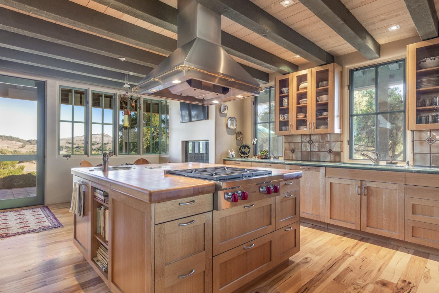 Detail Gallery Image 9 of 34 For 5 via Vaquera, Carmel,  CA 93923 - 3 Beds | 3/2 Baths