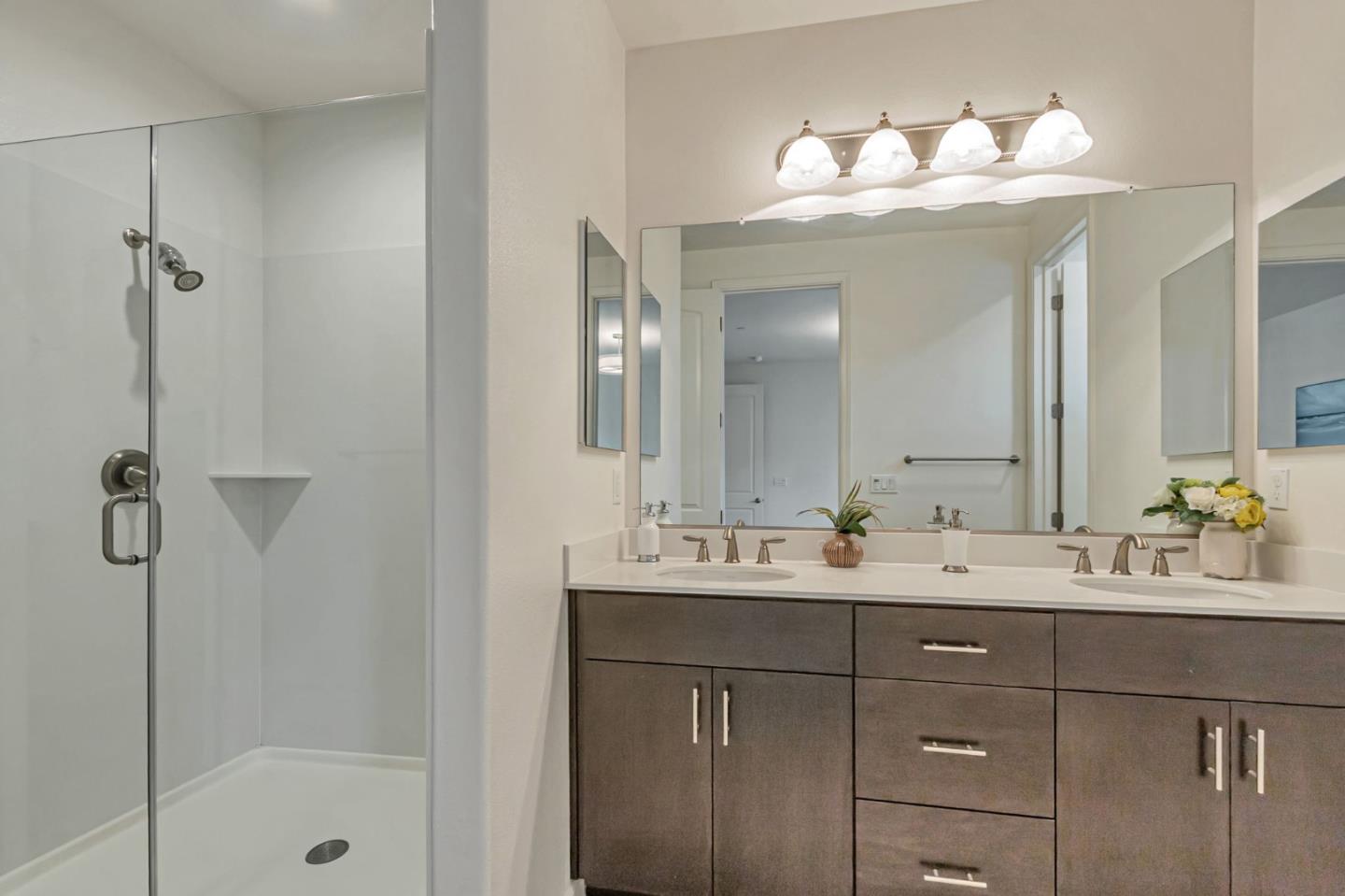 Detail Gallery Image 18 of 39 For 1890 Trento Loop, Milpitas,  CA 95035 - 3 Beds | 3 Baths