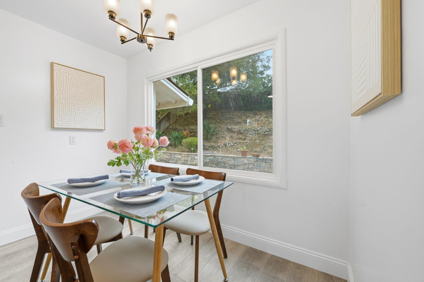 Detail Gallery Image 18 of 38 For 1715 El Verano Way, Belmont,  CA 94002 - 3 Beds | 2 Baths